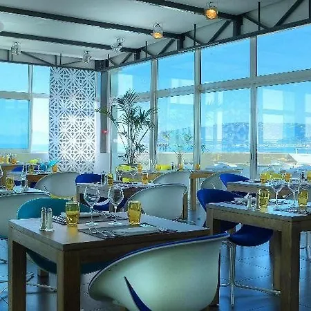 Garden Hotel 4*