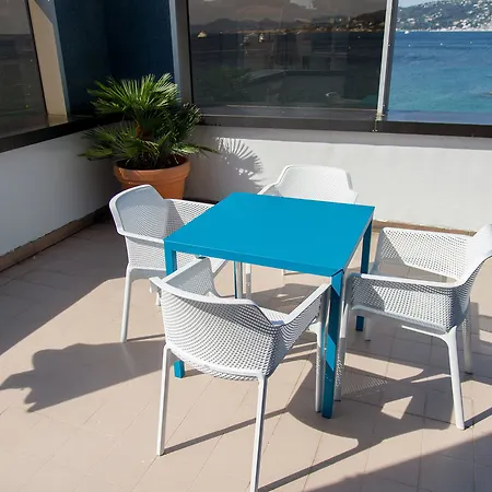 Ξενοδοχείο Garden 4*