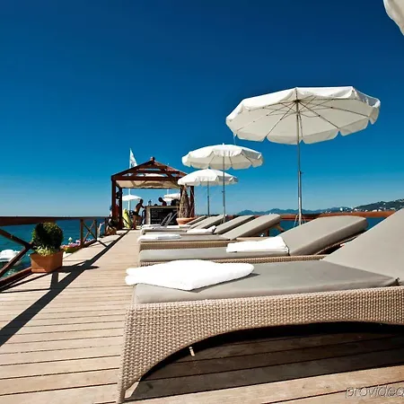 Ξενοδοχείο Garden 4*